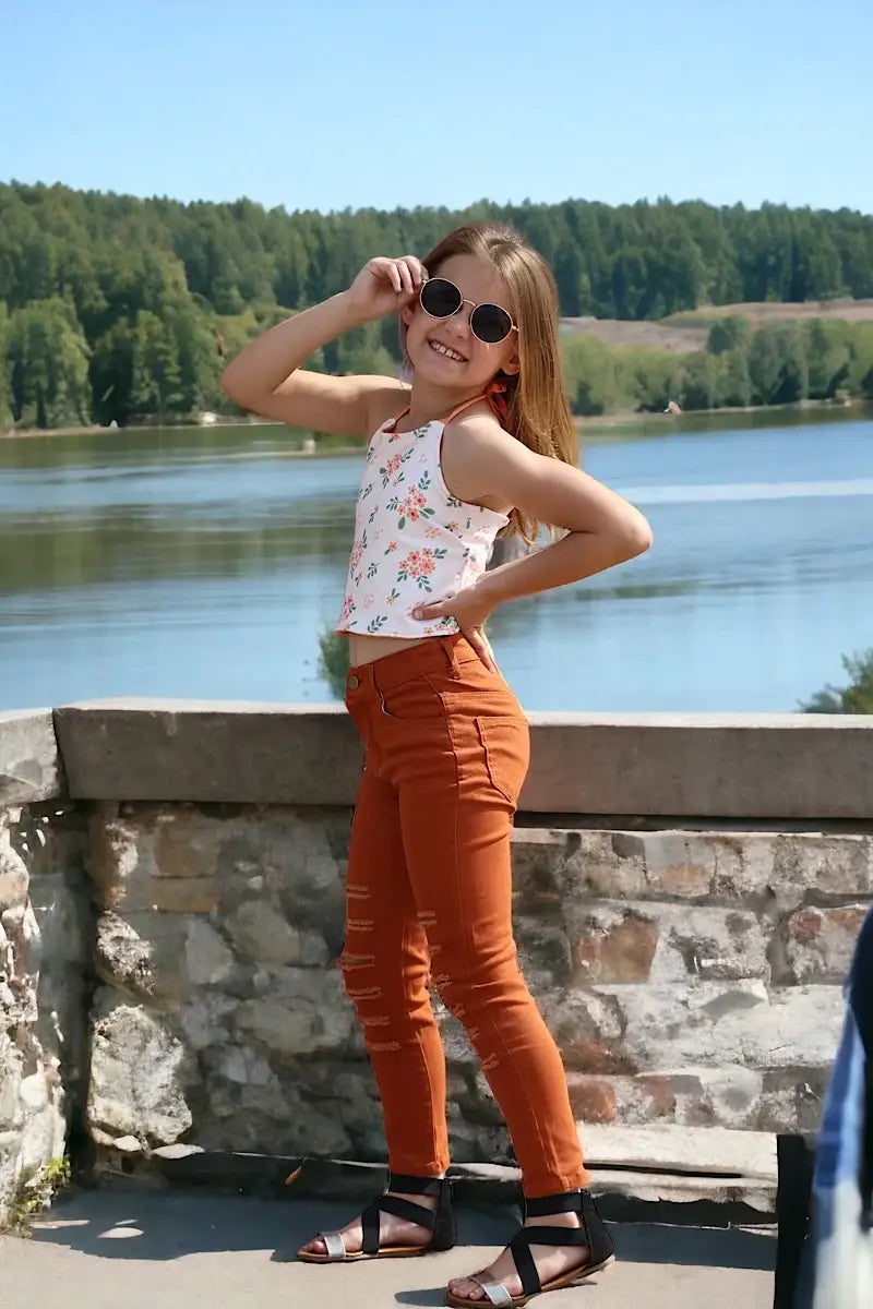 Ripped skinny jeans