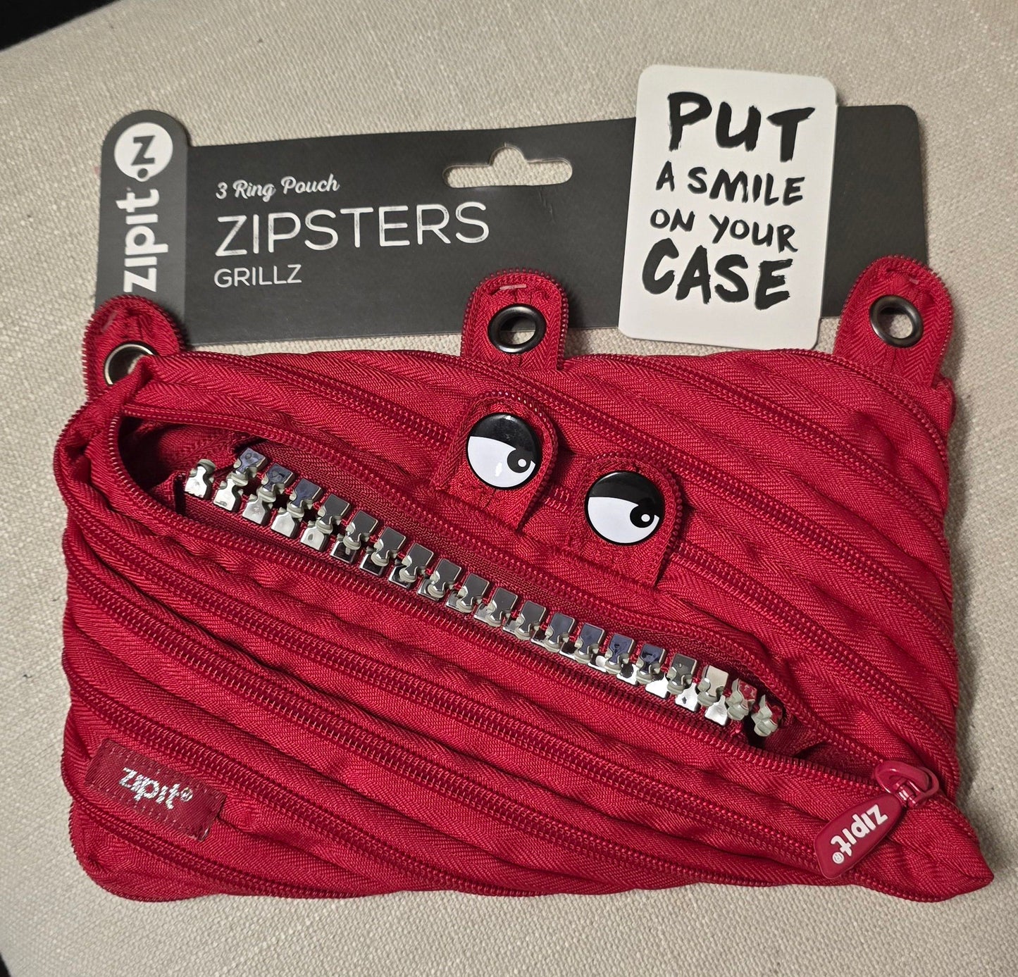 Red Grillz 3 ring pouch