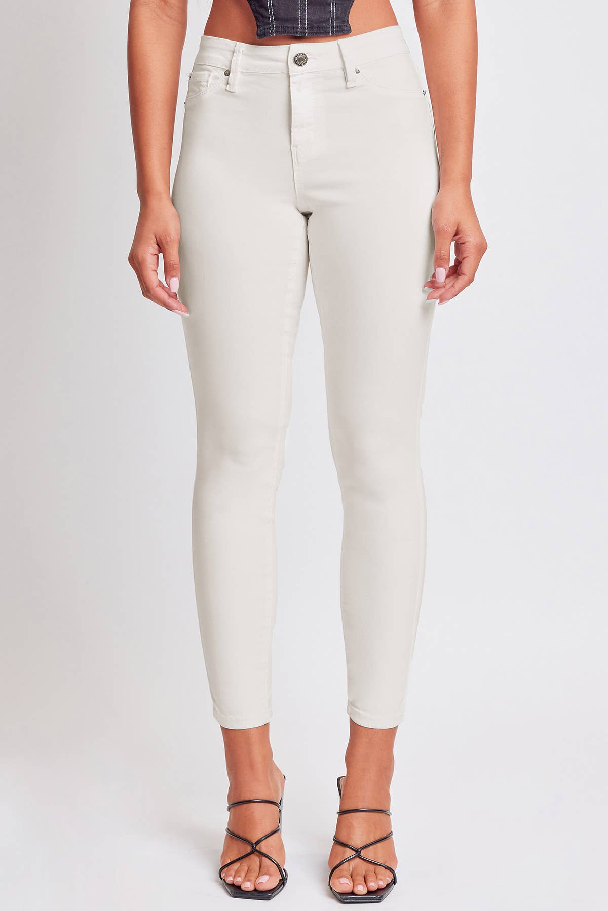 Hyperstretch Mid-Rise Skinny Jean: Junior / Flamingo
