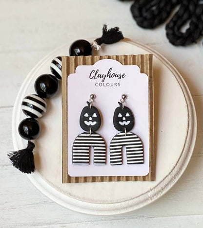 Clayhouse Colours - Halloween Clay Earrings: Bats