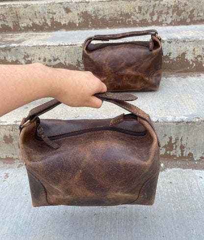 Classic Vintage Leather Toiletry Bag   