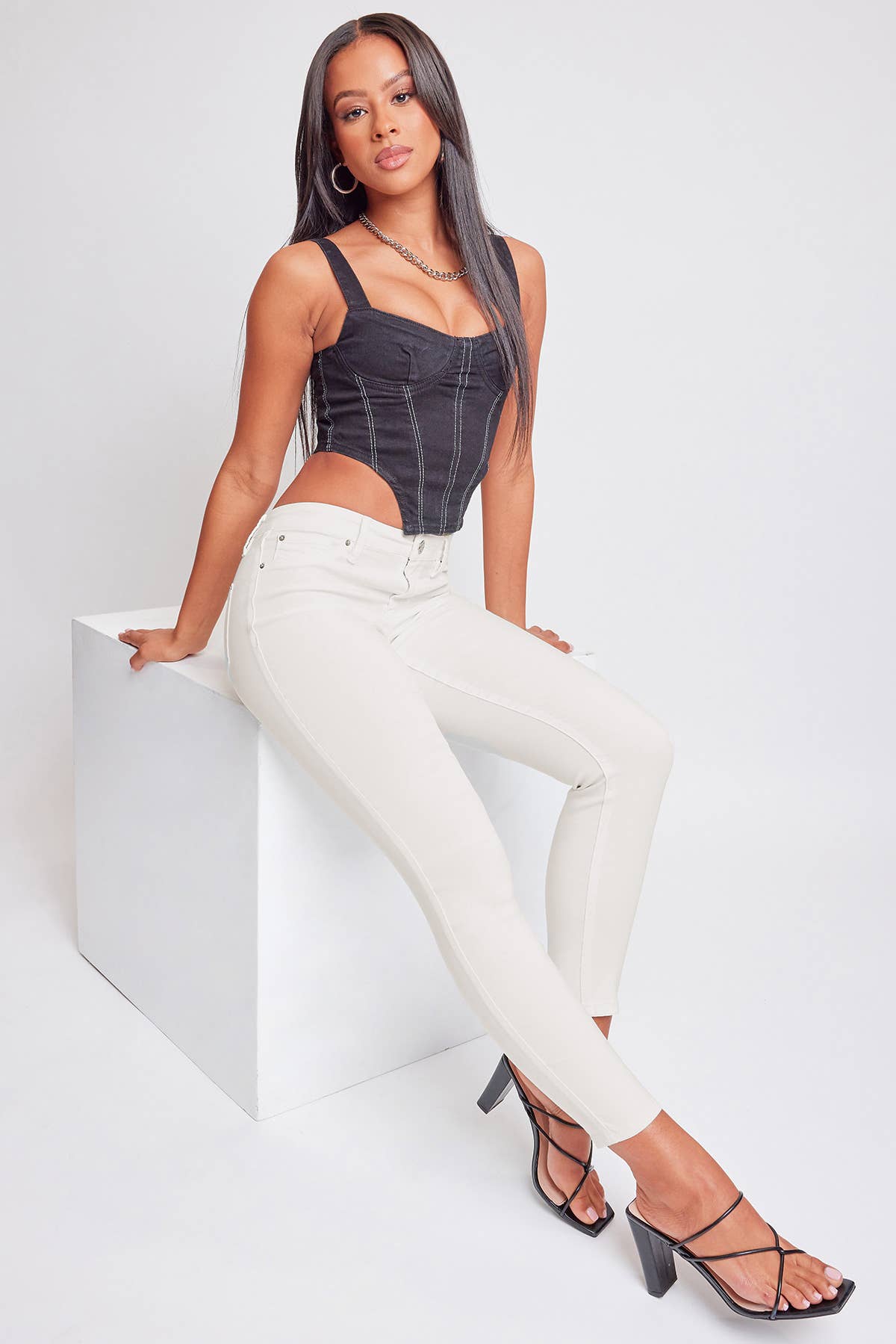 Hyperstretch Mid-Rise Skinny Jean: Junior / Flamingo