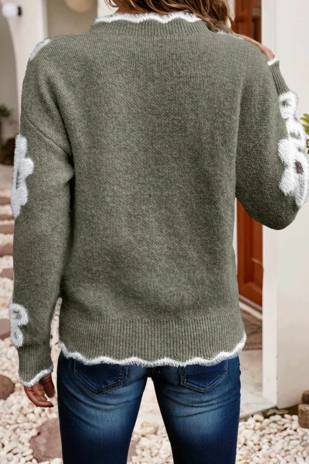 Jacquard Flower V-neck Sweater