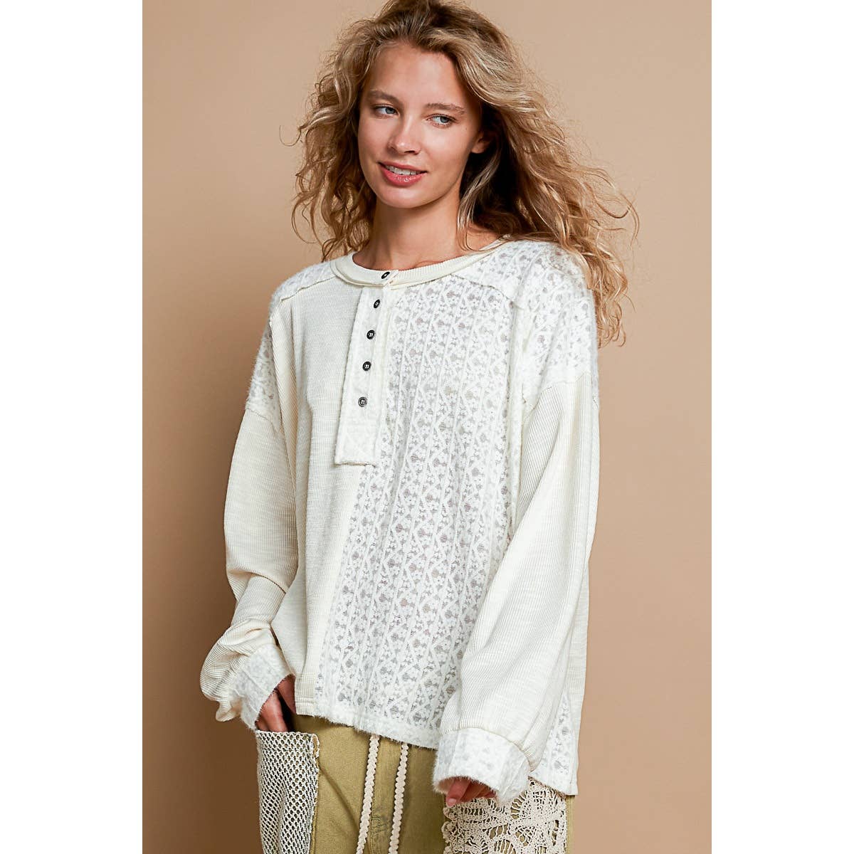 Long sleeve lace paneling knit top