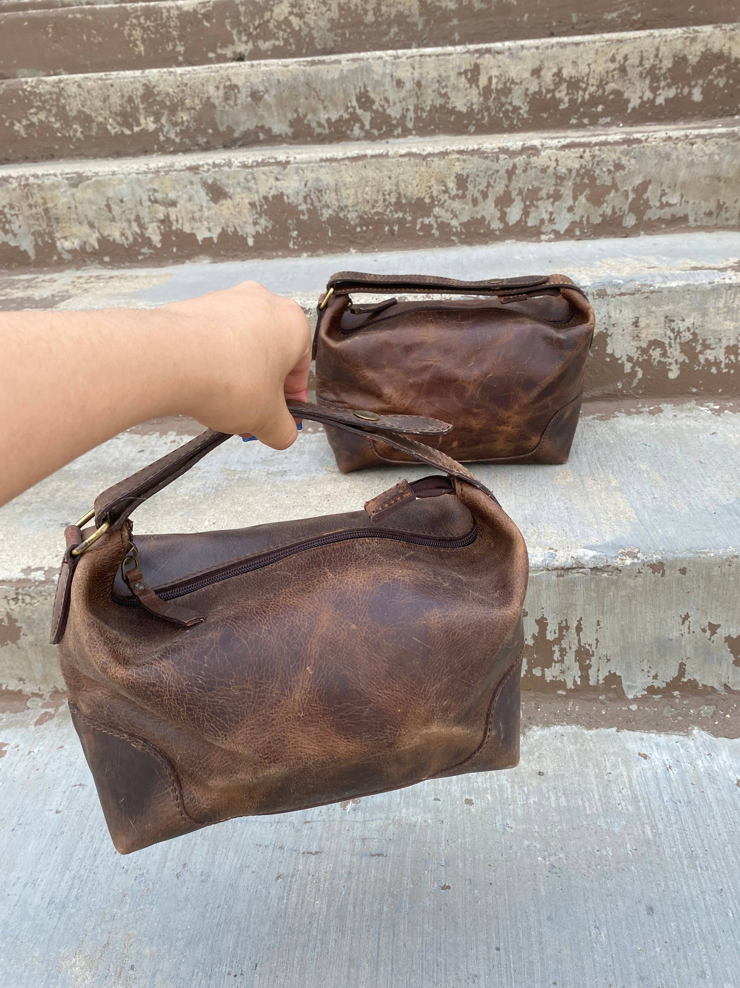 Classic Vintage Leather Toiletry Bag   