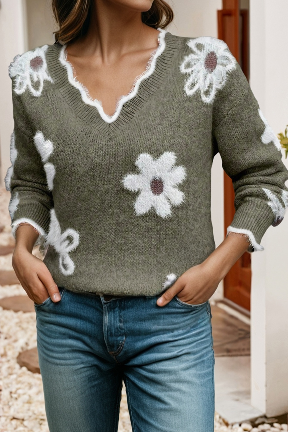 Jacquard Flower V-neck Sweater