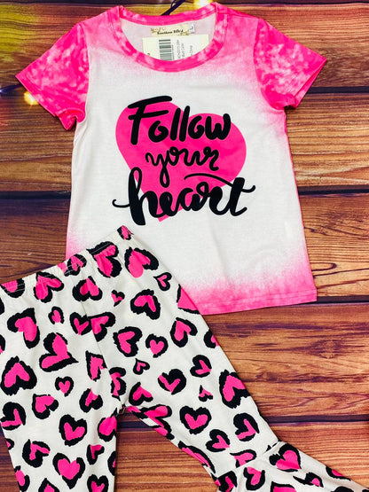 "Follow Your Heart" Print Tie